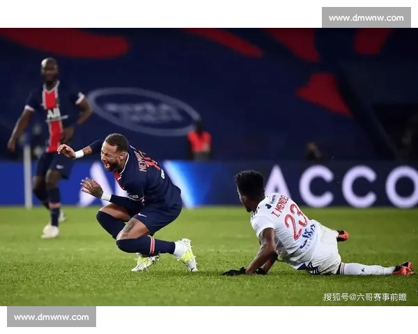 欧冠焦点战比分揭晓豪门对决再掀狂潮全场精彩瞬间回顾与战术解析